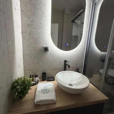 Monte Casa Lux ياهورينا